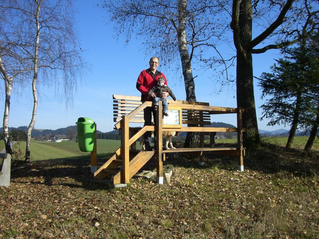 Kirchenwirt Inn Kreuzen  Bagian luar foto
