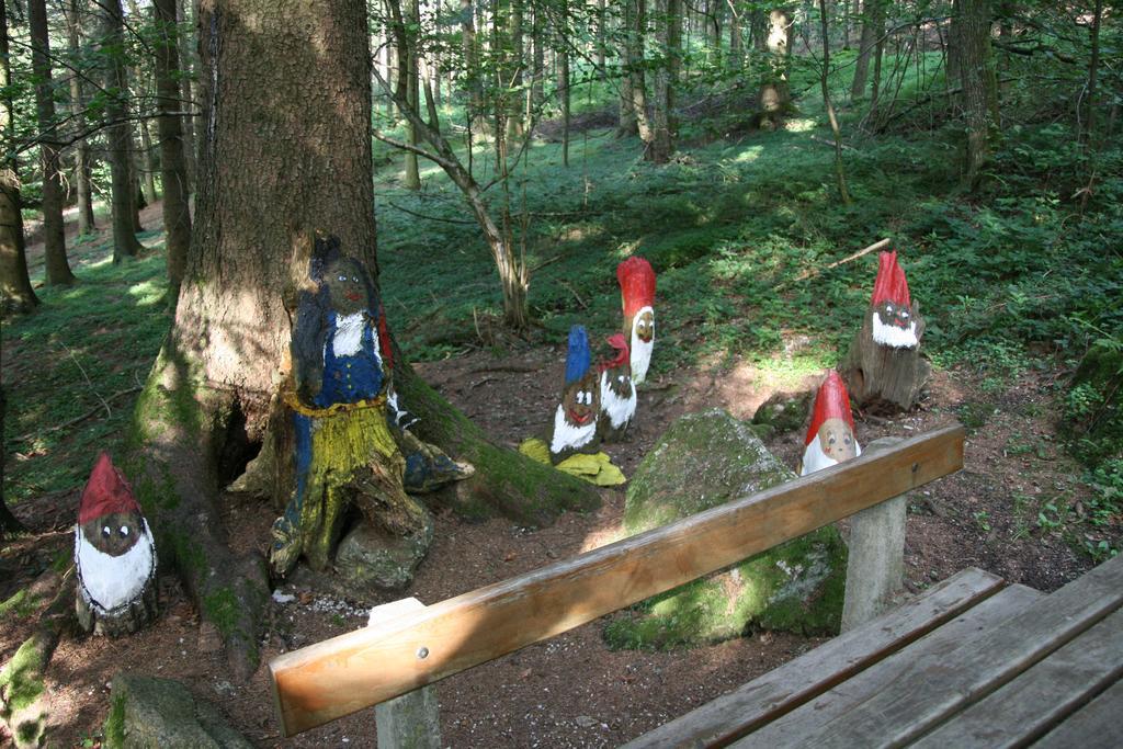 Kirchenwirt Inn Kreuzen  Bagian luar foto
